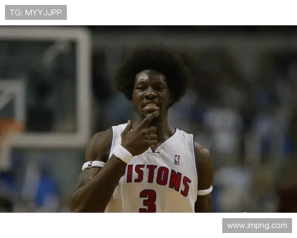 偏科明显却防守亮眼华莱士全场出战27分钟低效进攻抢断成亮点